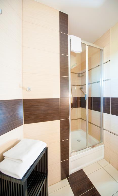 Hotel Santin Belchatow ภายนอก รูปภาพ